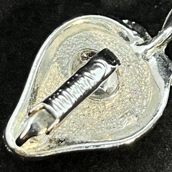 VTG Sarah Coventry Silver Tone Strawberry Clip On Earrings & Brooch Set (3552) - Picture 5 of 7